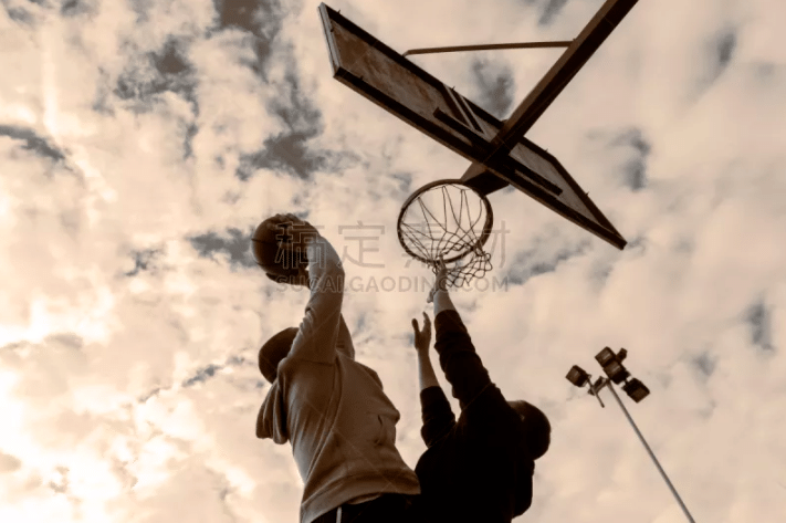 百家乐新手别急着翻本（初学者玩百家乐切勿急于回本）